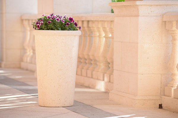 Sultana Urn
